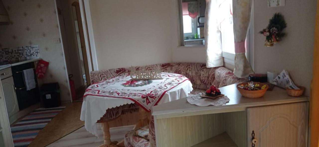 티자우이바로스 Kupai Apartman 아파트 외부 사진